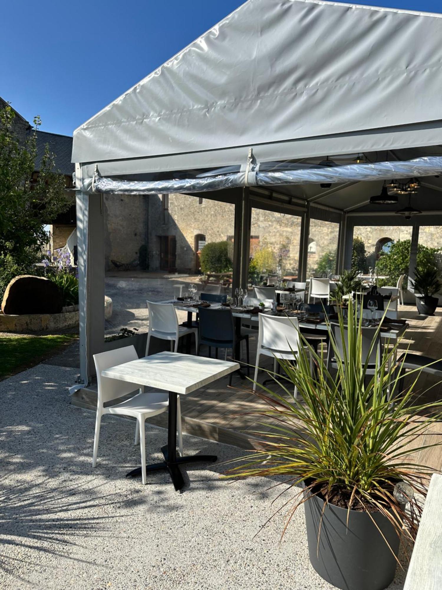 Hotel Restaurant Le Clos De L 'Ancien Pressoir Commes ภายนอก รูปภาพ