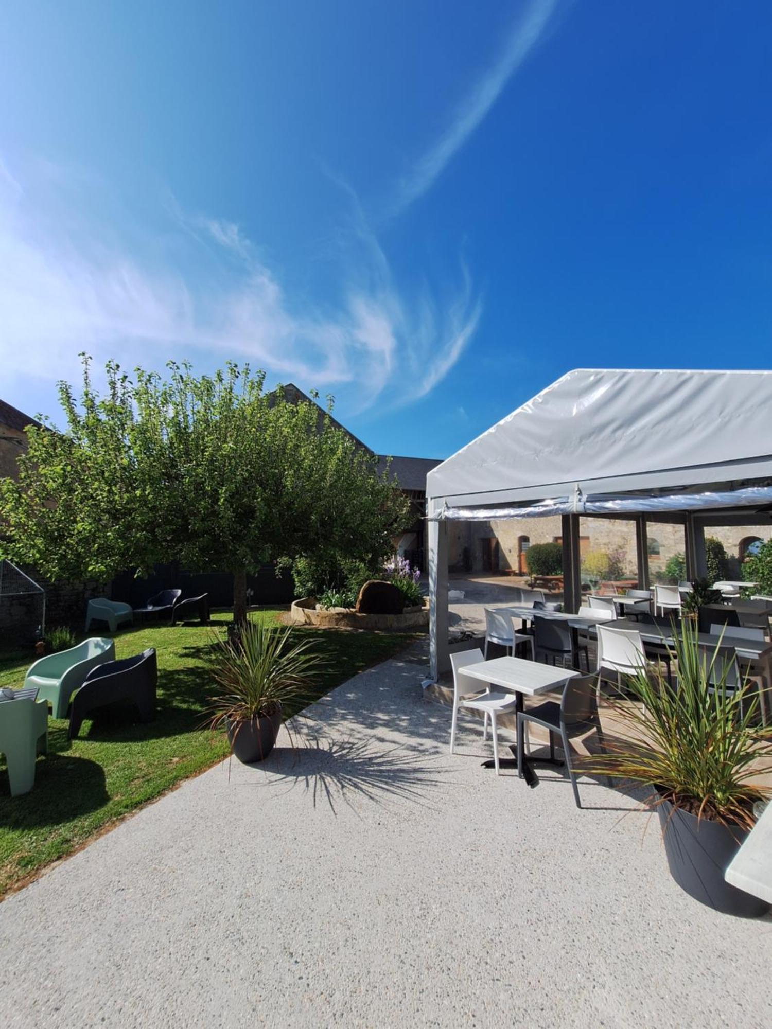 Hotel Restaurant Le Clos De L 'Ancien Pressoir Commes ภายนอก รูปภาพ
