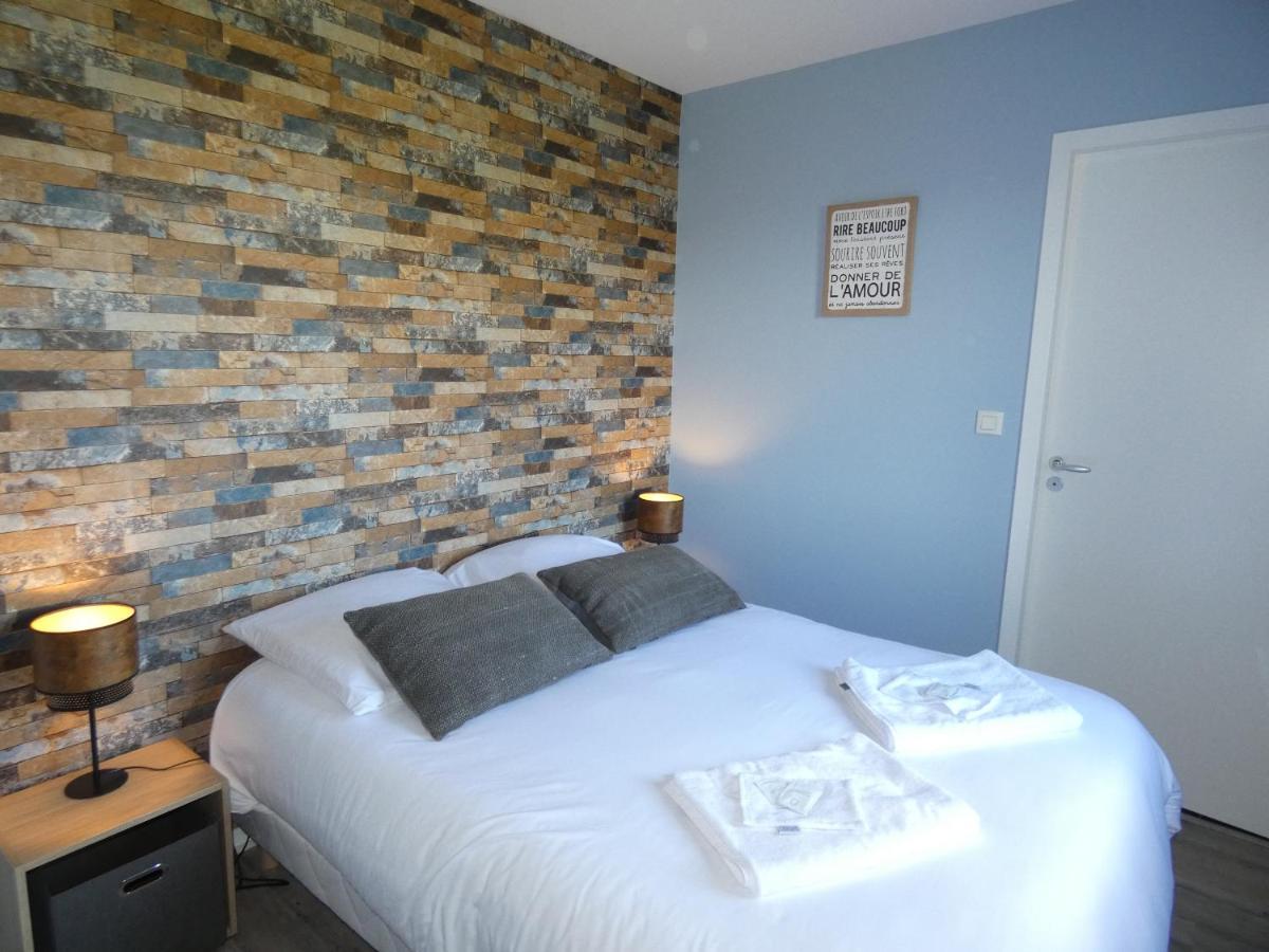 Hotel Restaurant Le Clos De L 'Ancien Pressoir Commes ภายนอก รูปภาพ
